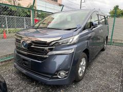 Photo of the vehicle Toyota Vellfire