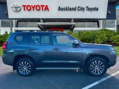 Photo of the vehicle Toyota Land Cruiser Prado