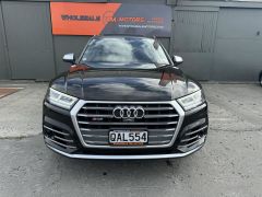 Photo of the vehicle Audi SQ5