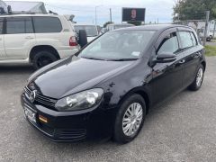 Photo of the vehicle Volkswagen Golf