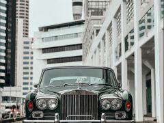 Photo of the vehicle Rolls-Royce Silver Shadow