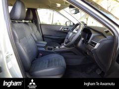 Photo of the vehicle Mitsubishi Outlander