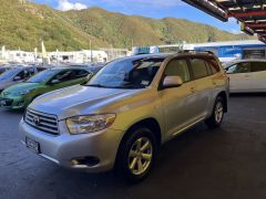 Photo of the vehicle Toyota Highlander