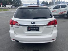 Photo of the vehicle Subaru Legacy