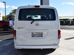 Photo of the vehicle Nissan NV200