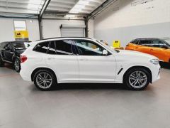 Photo of the vehicle BMW X3