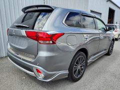 Photo of the vehicle Mitsubishi Outlander