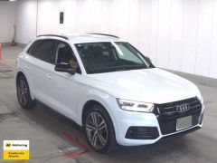 Photo of the vehicle Audi Q5