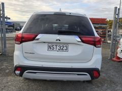 Photo of the vehicle Mitsubishi Outlander