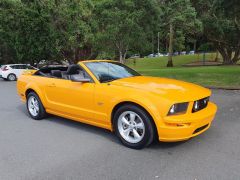 Photo of the vehicle Ford Mustang