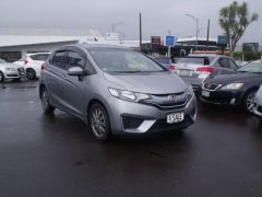 Photo of the vehicle Honda Fit