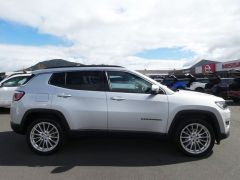 Photo of the vehicle Jeep Compass