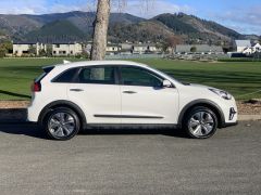 Photo of the vehicle Kia Niro