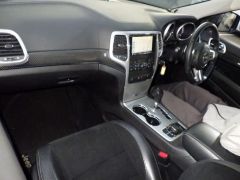 Photo of the vehicle Jeep Grand Cherokee