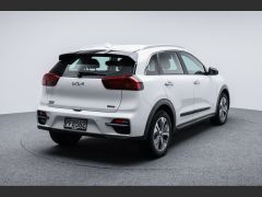 Photo of the vehicle Kia Niro