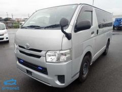 Photo of the vehicle Toyota HiAce