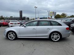 Photo of the vehicle Audi S4