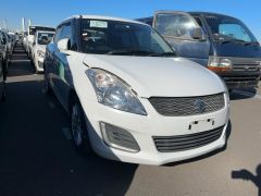 Photo of the vehicle Suzuki Swift