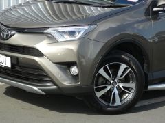 Photo of the vehicle Toyota RAV4