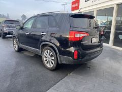 Photo of the vehicle Kia Sorento