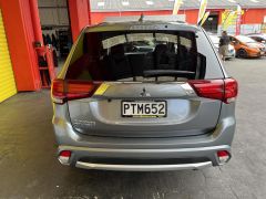 Photo of the vehicle Mitsubishi Outlander