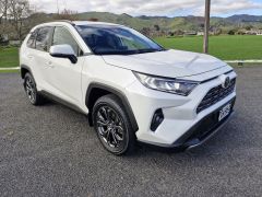 Photo of the vehicle Toyota RAV4