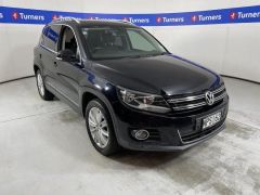 Photo of the vehicle Volkswagen Tiguan