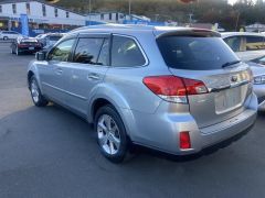 Photo of the vehicle Subaru Legacy