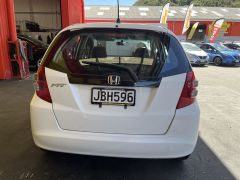 Photo of the vehicle Honda Fit