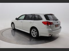 Photo of the vehicle Subaru Legacy