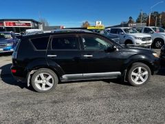 Photo of the vehicle Mitsubishi Outlander