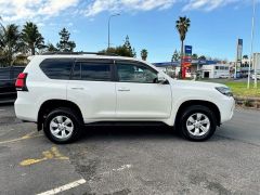 Photo of the vehicle Toyota Land Cruiser Prado