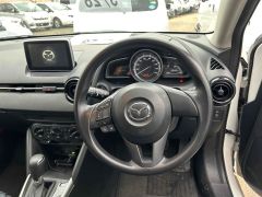 Photo of the vehicle Mazda Demio