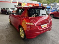 Photo of the vehicle Suzuki Swift