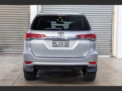 Photo of the vehicle Toyota Fortuner