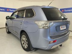 Photo of the vehicle Mitsubishi Outlander