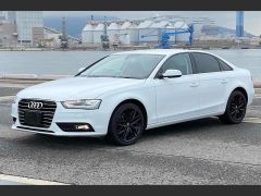 Photo of the vehicle Audi A4