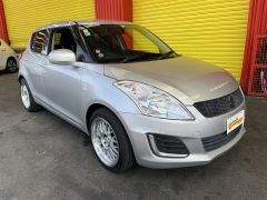 Photo of the vehicle Suzuki Swift