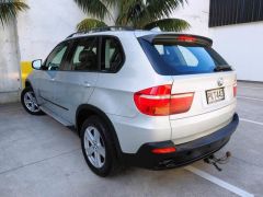 Photo of the vehicle BMW X5