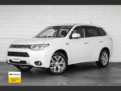 Photo of the vehicle Mitsubishi Outlander