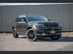 Photo of the vehicle Jeep Grand Cherokee