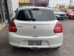 Photo of the vehicle Suzuki Swift