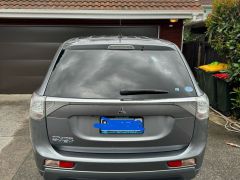 Photo of the vehicle Mitsubishi Outlander