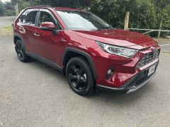 Photo of the vehicle Toyota RAV4