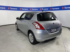 Photo of the vehicle Suzuki Swift