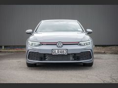 Photo of the vehicle Volkswagen Golf