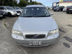 Photo of the vehicle Volvo V70