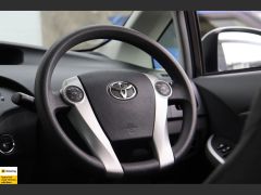 Photo of the vehicle Toyota Prius