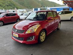 Photo of the vehicle Suzuki Swift