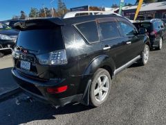 Photo of the vehicle Mitsubishi Outlander